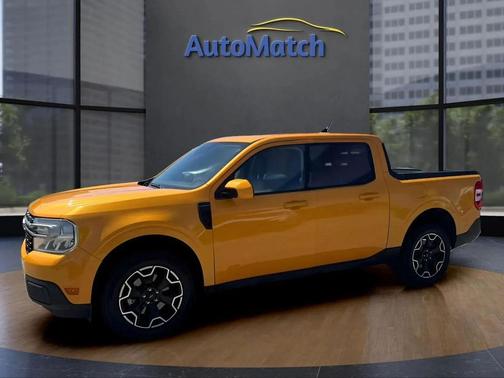 Cyber Orange Tricoat Metallic 2022 Ford Maverick Lariat