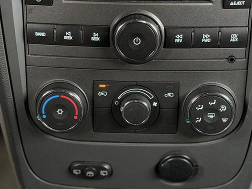 2011 Chevrolet HHR LS Panel