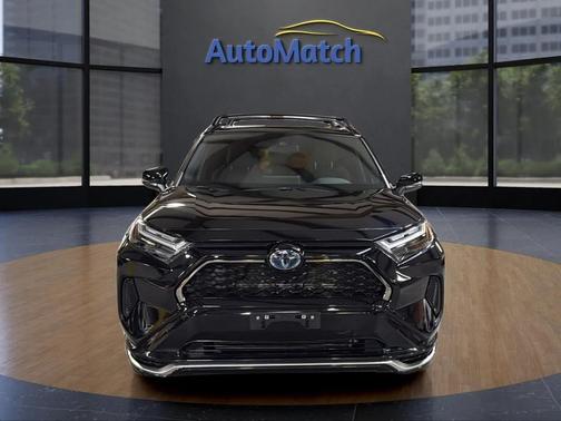 2024 Toyota RAV4 Prime SE