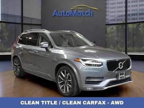 2016 Volvo XC90 T6 Momentum