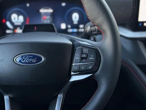 Agate Black Metallic 2026 Ford Explorer ST