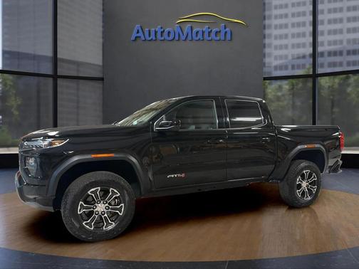 2023 GMC Canyon AT4