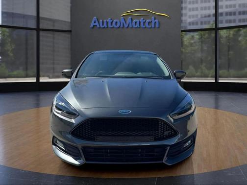 Gray 2017 Ford Focus ST Base