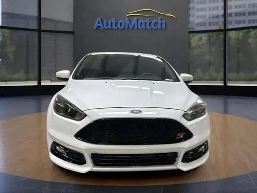 2017 Ford Focus ST 