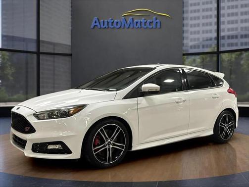 2017 Ford Focus ST 