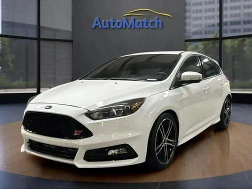 2017 Ford Focus ST 