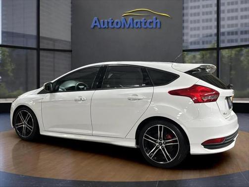 2017 Ford Focus ST 