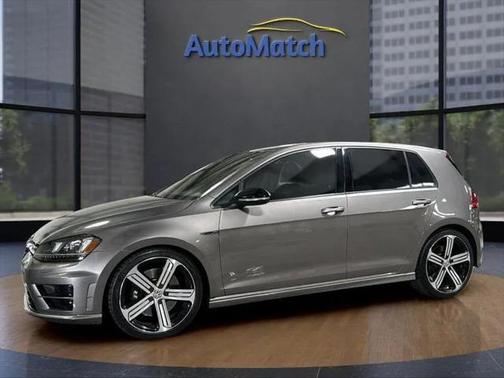 2016 Volkswagen Golf R 4-Door w/DCC & Navigation
