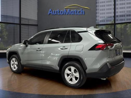 2019 Toyota RAV4 Hybrid XLE
