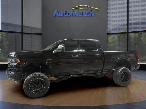Diamond Black Crystal Pearlcoat 2024 RAM 2500 Limited Crew Cab 4x4 6'4' Box