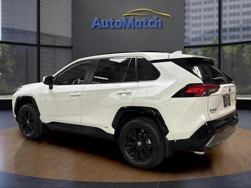 2023 Toyota RAV4 Hybrid SE