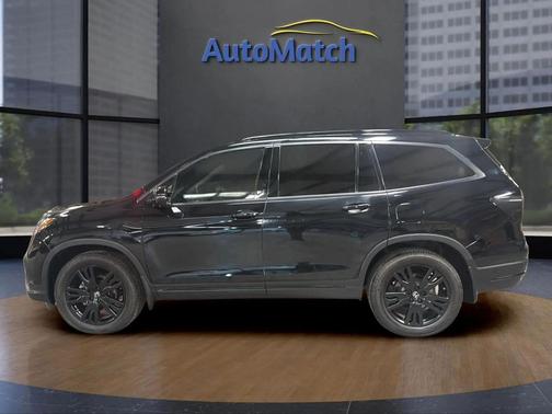 2022 Honda Pilot AWD Black Edition