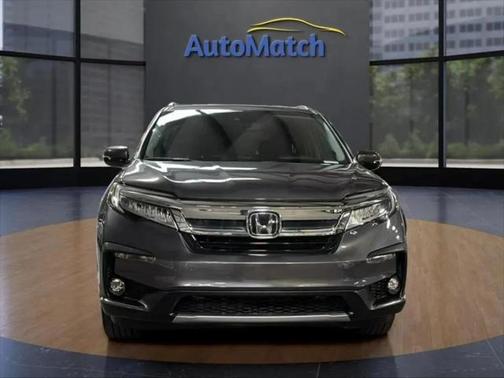 2022 Honda Pilot Touring 8-Passenger