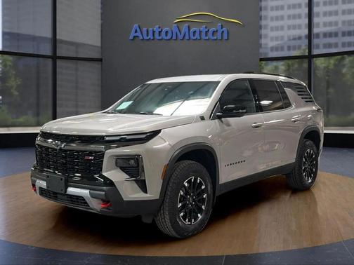 Sandstone Gray 2026 Chevrolet Traverse AWD Z71