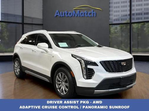 Crystal White Tricoat 2023 Cadillac XT4 Premium Luxury