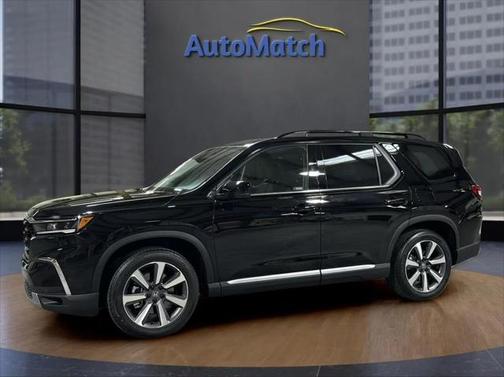 2024 Honda Pilot Touring 8-Passenger