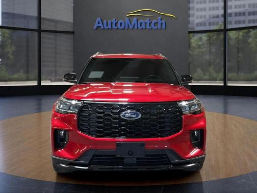 Rapid Red Metallic Tinted Clearcoat 2025 Ford Explorer ST-Line