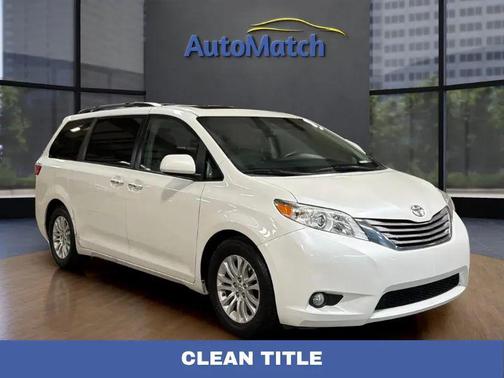 Blizzard Pearl 2016 Toyota Sienna XLE