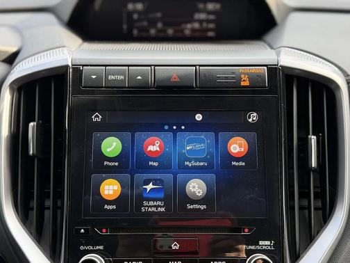 Crystal White Pearl 2022 Subaru Ascent Limited 7-Passenger