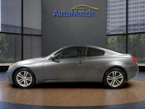 2010 INFINITI G37x Base