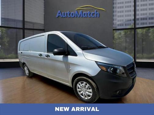 2022 Mercedes-Benz Metris Base