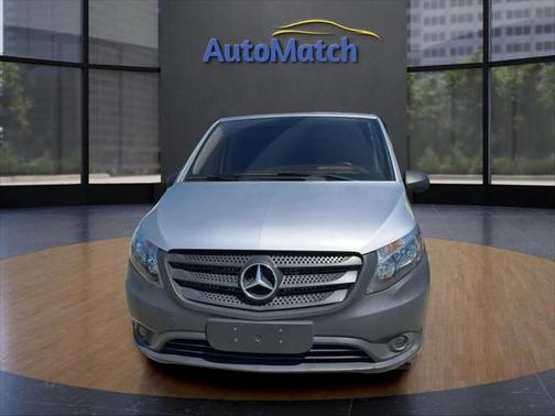 2022 Mercedes-Benz Metris Base