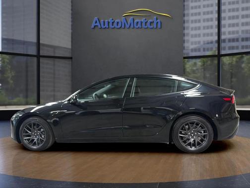 Diamond Black 2026 Tesla Model 3 Standard Range