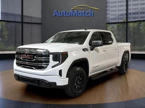 Summit White 2023 GMC Sierra 1500 SLE