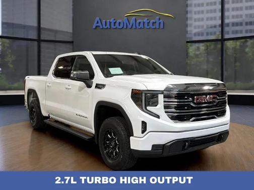 Summit White 2023 GMC Sierra 1500 SLE