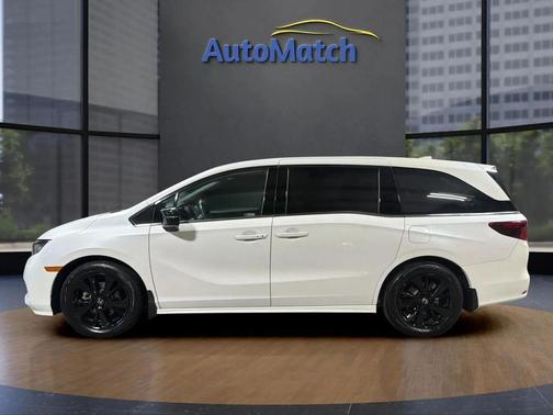 Platinum White Pearl 2024 Honda Odyssey Sport