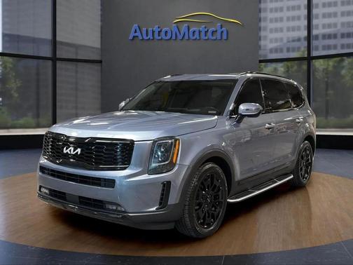 Everlasting Silver 2022 Kia Telluride SX