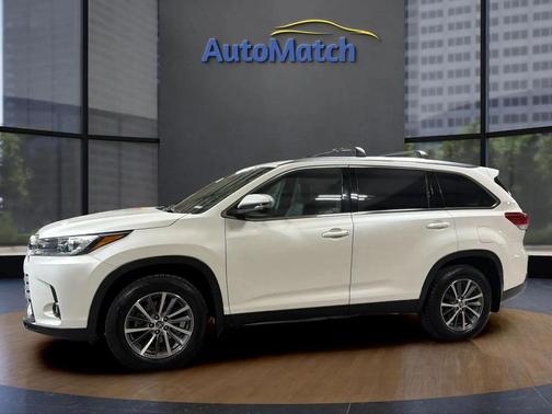 Blizzard Pearl 2019 Toyota Highlander XLE