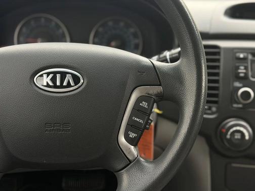 Silver 2007 Kia Optima LX