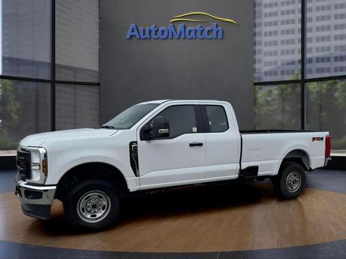 Oxford White 2024 Ford F-250 XL