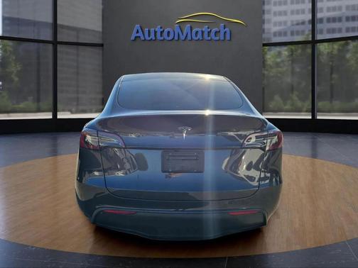 Solid Black 2024 Tesla Model Y Base