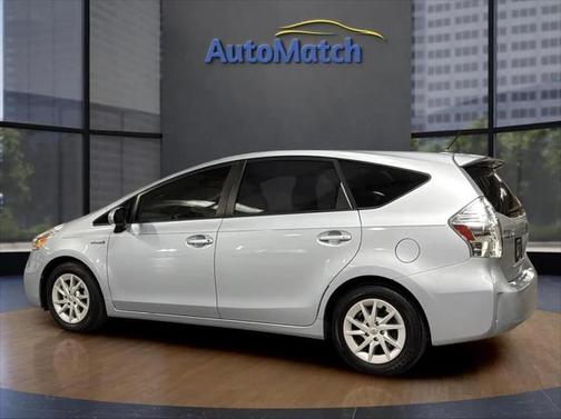 2013 Toyota Prius v Two