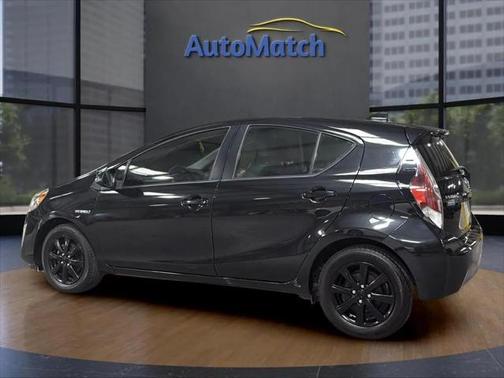 2016 Toyota Prius c One