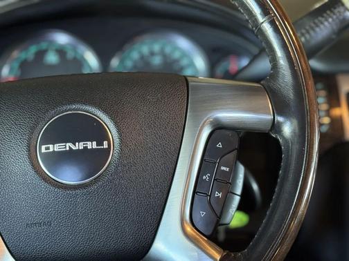 Stealth Gray Metallic 2007 GMC Yukon XL Denali