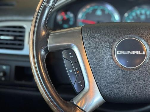 Stealth Gray Metallic 2007 GMC Yukon XL Denali