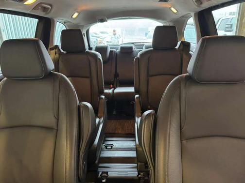 Gray 2025 Honda Odyssey EX-L