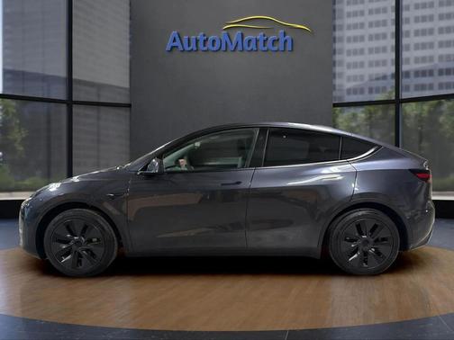 Stealth Grey 2024 Tesla Model Y Long Range Single Motor Rear-Wheel Drive