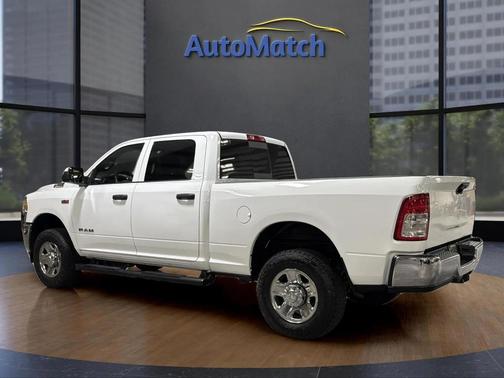 2021 RAM 2500 Tradesman Crew Cab 4x4 6'4' Box