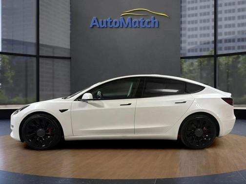 Pearl White Multi-Coat 2022 Tesla Model 3 Performance