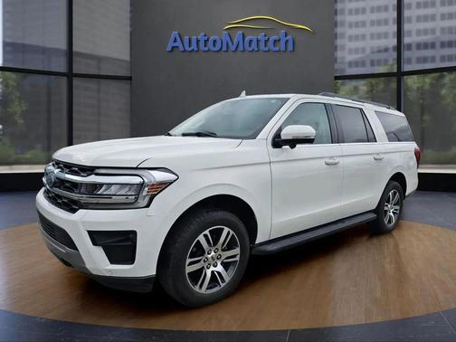 Star White Metallic Tri-Coat 2024 Ford Expedition Max XLT