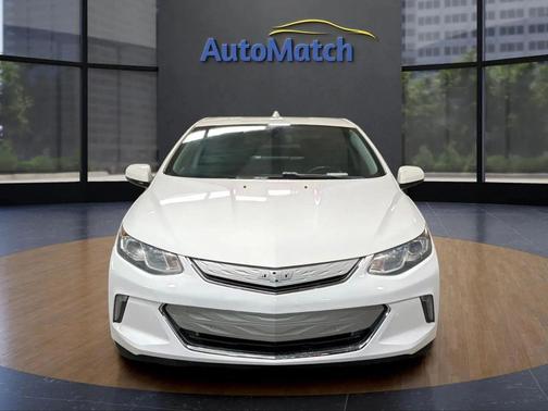 Summit White 2017 Chevrolet Volt LT