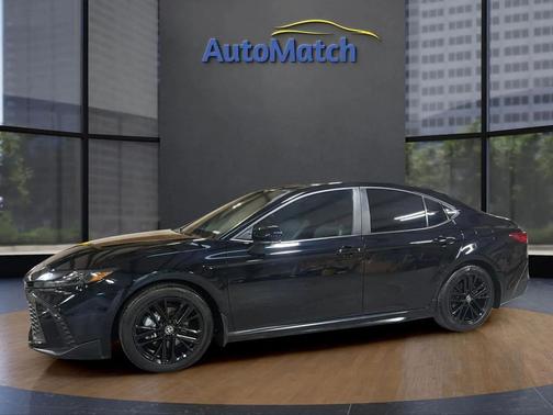 2025 Toyota Camry XLE