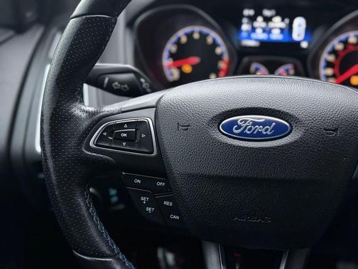 2016 Ford Focus RS Base