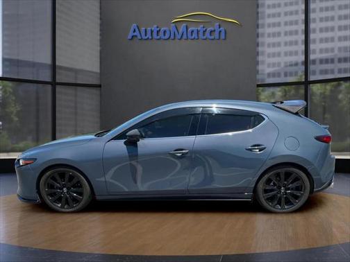 2022 Mazda Mazda3 FWD w/Premium Package