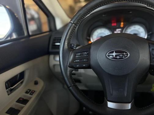 Obsidian Black Pearl 2012 Subaru Impreza 2.0i Limited