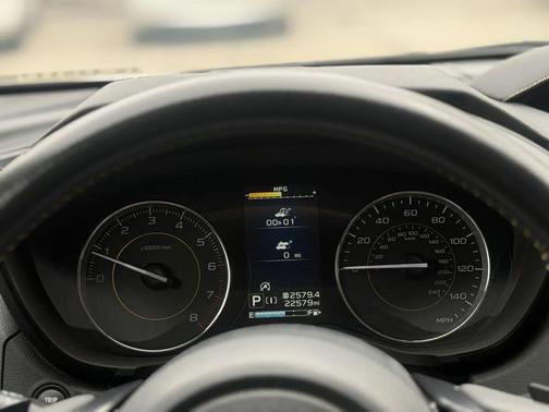 Ice Silver Metallic 2023 Subaru Crosstrek Sport